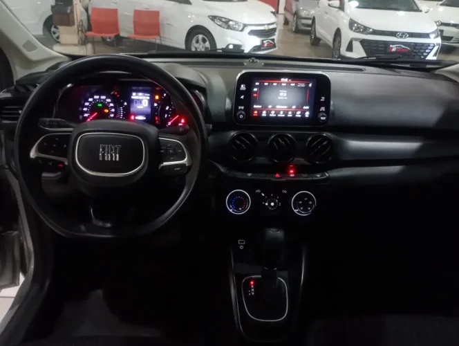 FIAT Cronos 1.3 4P FLEX DRIVE AUTOM�TICO CVT, Foto 16