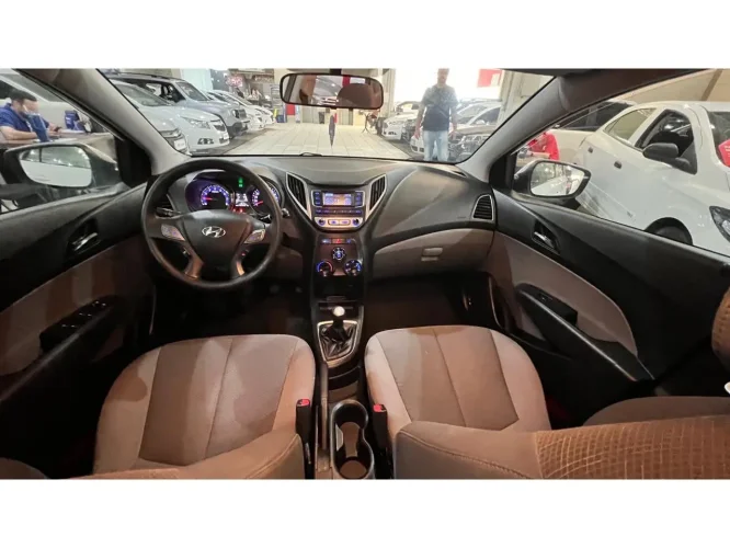 HYUNDAI HB 20 Sedan 1.0 12V 4P FLEX COMFORT PLUS, Foto 7