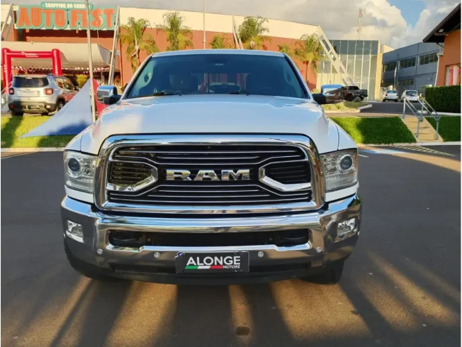 RAM 2500 6.7 I6 24V SLT CABINE DUPLA TURBO DIESEL LARAMIE 4X4 AUTOM�TICO, Foto 3