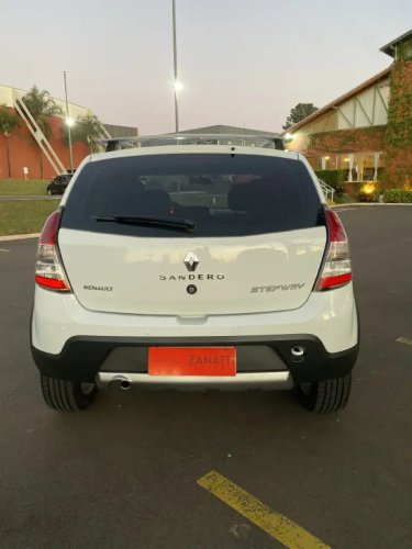 RENAULT Sandero 1.6 16V 4P FLEX STEPWAY AUTOM�TICO, Foto 9