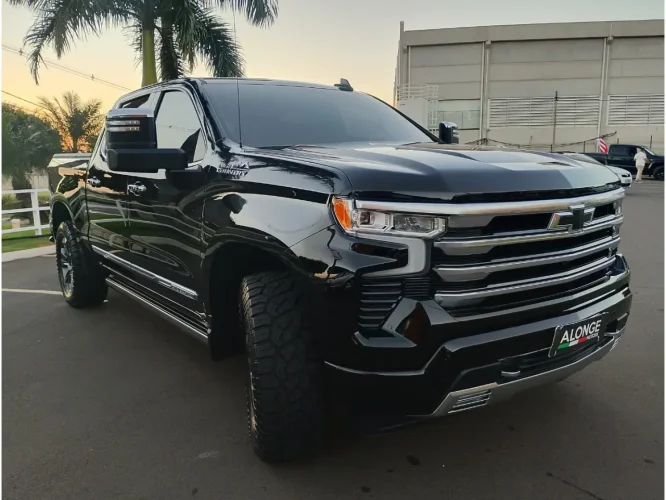 CHEVROLET Silverado 5.3 V8 1500 HIGH COUNTRY CABINE DUPLA 4X4 AUTOM�TICO, Foto 3