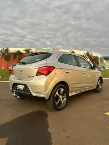 CHEVROLET Onix Hatch 1.4 4P FLEX LTZ, Foto 1