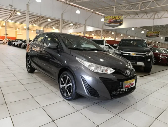 TOYOTA Yaris Hatch 1.5 16V 4P FLEX XL PLUS CONNECT MULTIDRIVE AUTOM�TICO CVT, Foto 1