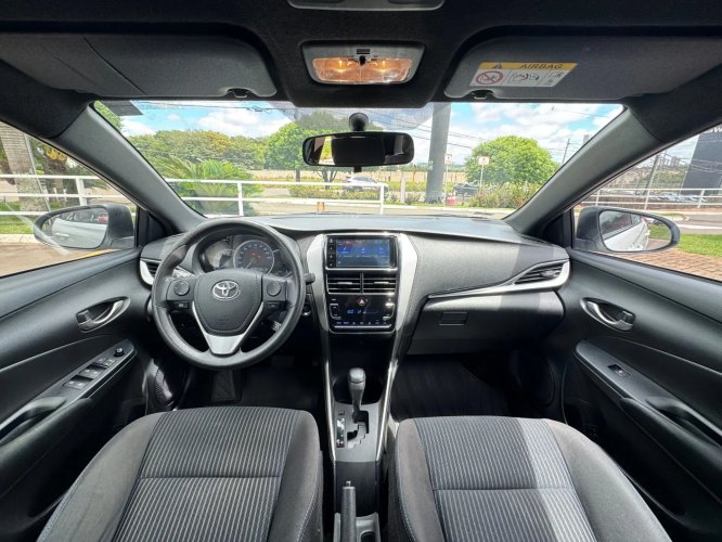 TOYOTA Yaris Hatch 1.5 16V 4P FLEX XL PLUS CONNECT MULTIDRIVE AUTOM�TICO CVT, Foto 9