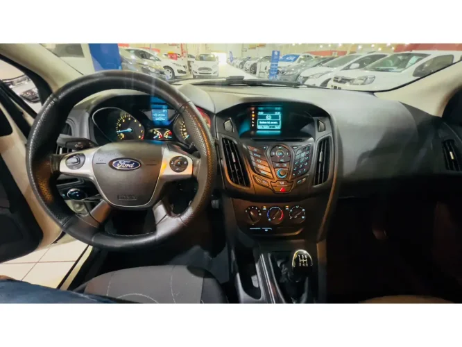 FORD Focus Hatch 1.6 16V 4P SE FLEX, Foto 7