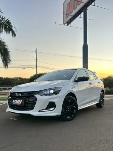 CHEVROLET Onix Hatch 1.0 12V 4P FLEX RS TURBO AUTOMTICO, Foto 2