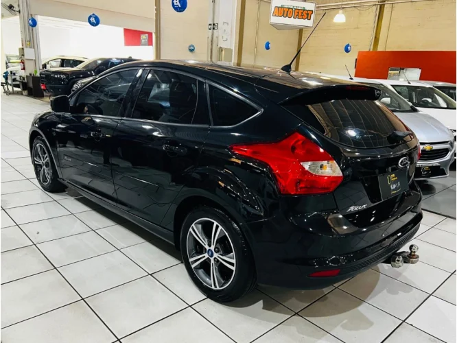 FORD Focus Hatch 1.6 16V 4P FLEX SE POWERSHIFT AUTOM�TICO, Foto 3