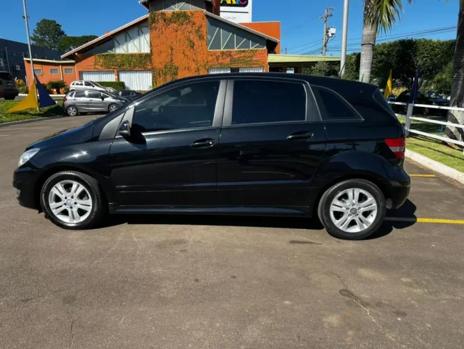 MERCEDES-BENZ B 180 1.7 4P FAMILY PLUS AUTOM�TICO, Foto 11