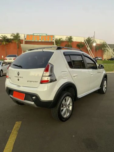 RENAULT Sandero 1.6 16V 4P FLEX STEPWAY AUTOM�TICO, Foto 8