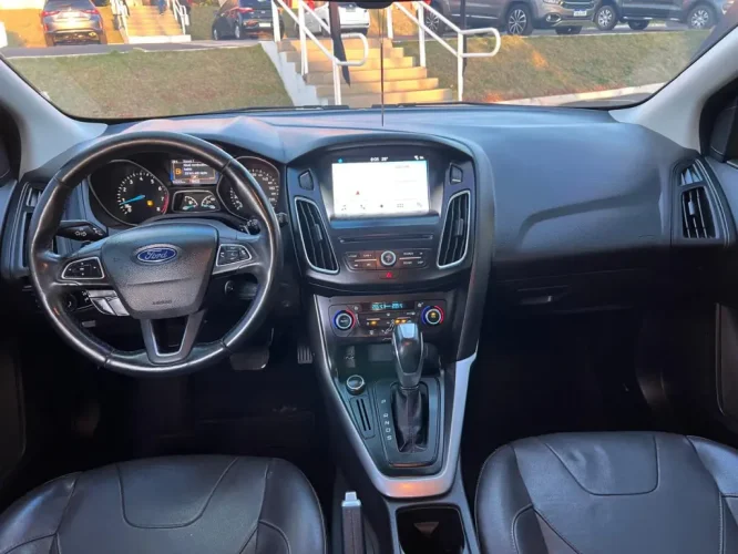 FORD Focus Hatch 2.0 16V 4P FLEX SE PLUS POWERSHIFT AUTOMTICO, Foto 13