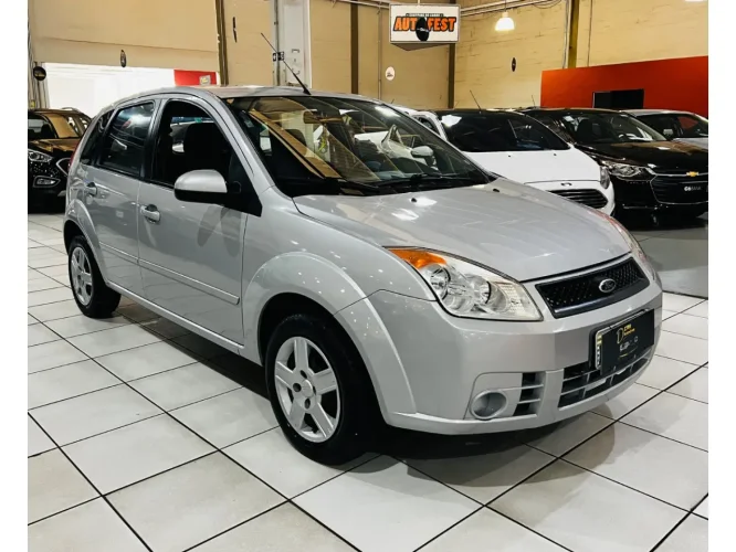FORD Fiesta Hatch 1.6 4P FLEX, Foto 1
