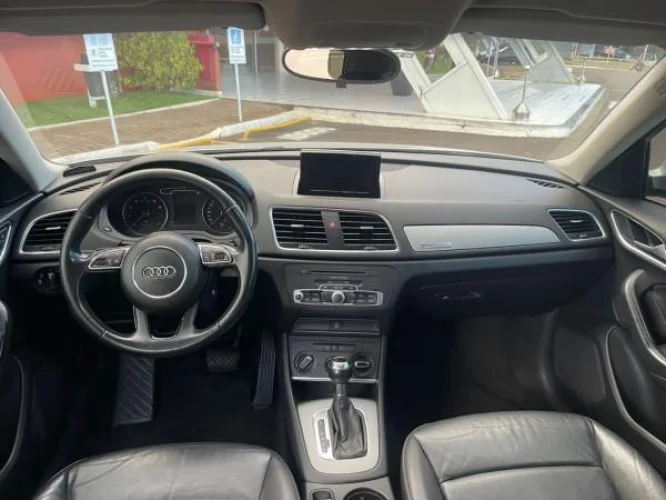AUDI Q3 2.0 4P TFSI ATTRACTION QUATTRO S-TRONIC AUTOM�TICO, Foto 6