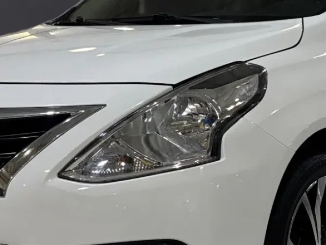 NISSAN Versa Sedan 1.6 16V 4P FLEX S, Foto 2