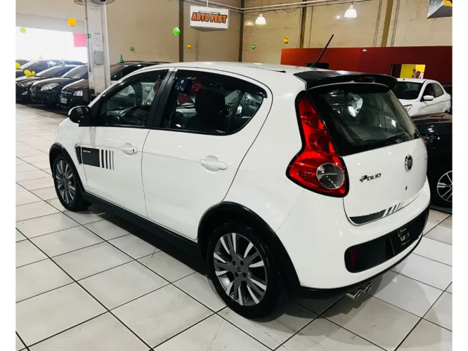 FIAT Palio 1.6 16V 4P FLEX SPORTING, Foto 4