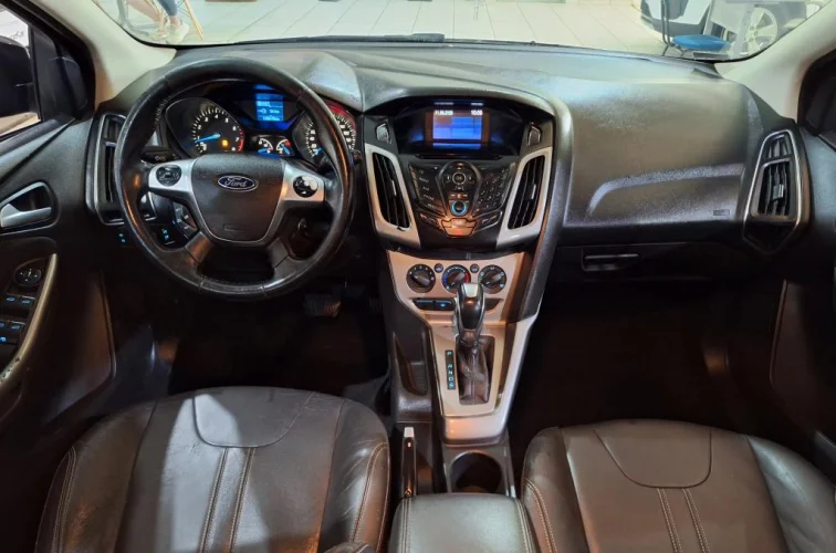 FORD Focus Hatch 1.6 16V 4P FLEX SE POWERSHIFT AUTOMTICO, Foto 7