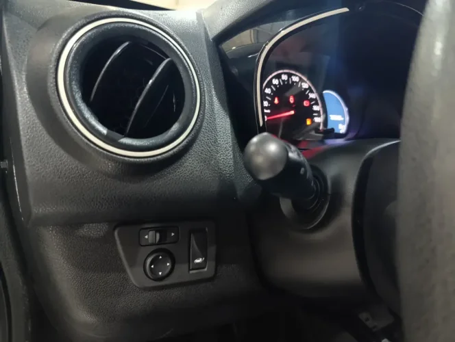 RENAULT Kwid 1.0 12V 4P SCE FLEX INTENSE, Foto 10