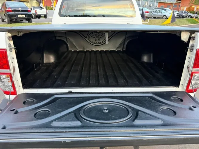 TOYOTA Hilux Caminhonete 3.0 4P 4X4 SRV TURBO DIESEL CABINE DUPLA AUTOM�TICO, Foto 8