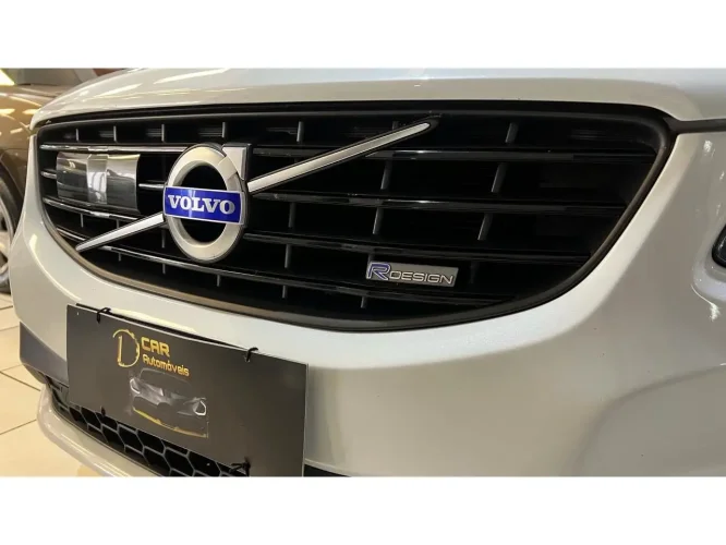 VOLVO XC60 2.0 4P T6 R DESIGN TURBO AUTOMTICO, Foto 9