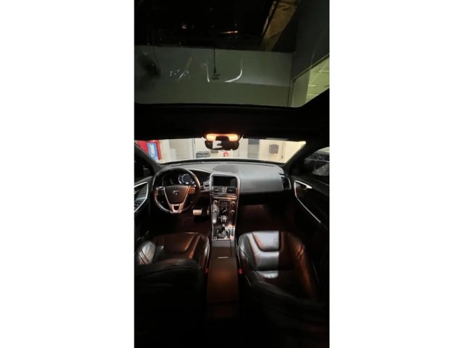 VOLVO XC60 2.0 4P T6 R DESIGN TURBO AUTOM�TICO, Foto 10