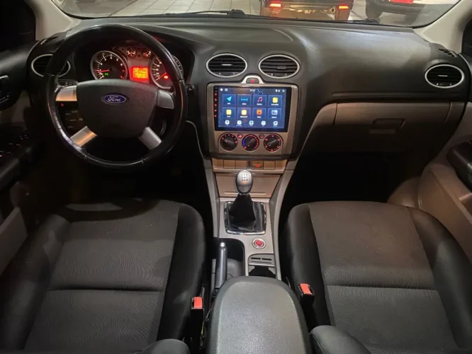 FORD Focus Hatch 2.0 16V 4P GLX FLEX, Foto 7