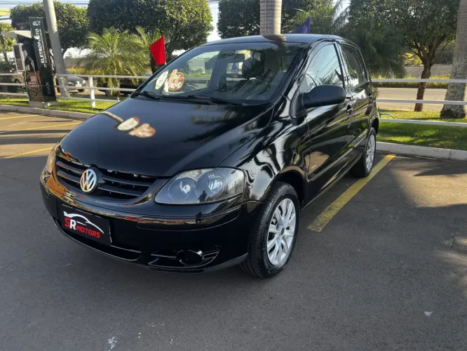 VOLKSWAGEN Fox 1.0 4P TREND FLEX, Foto 1