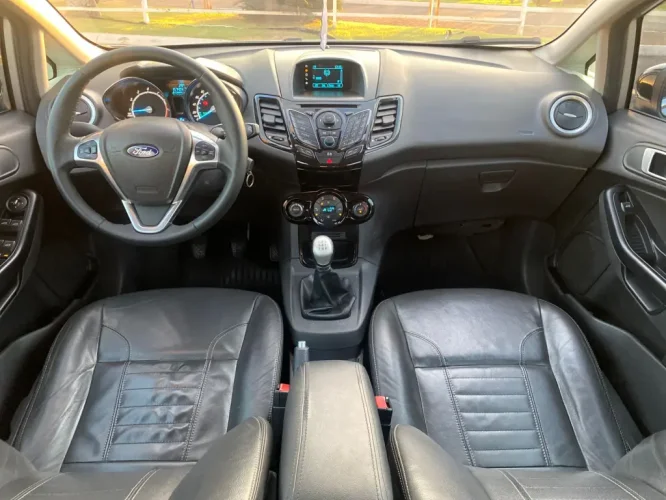 FORD Fiesta Hatch 1.6 16V 4P TITANIUM FLEX, Foto 7