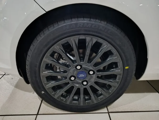 FORD Fiesta Hatch 1.6 16V 4P FLEX TITANIUM POWERSHIFT AUTOM�TICO, Foto 8