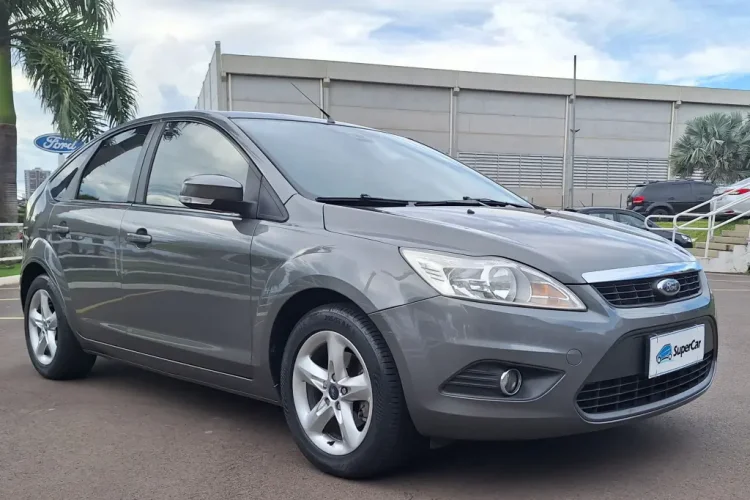 FORD Focus Hatch 1.6 16V 4P SE FLEX, Foto 3