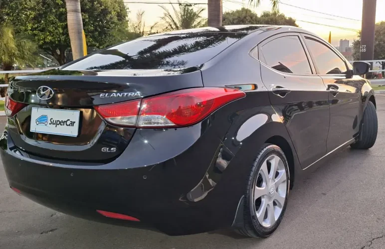 HYUNDAI Elantra 1.8 16V 4P GLS AUTOM�TICO, Foto 4