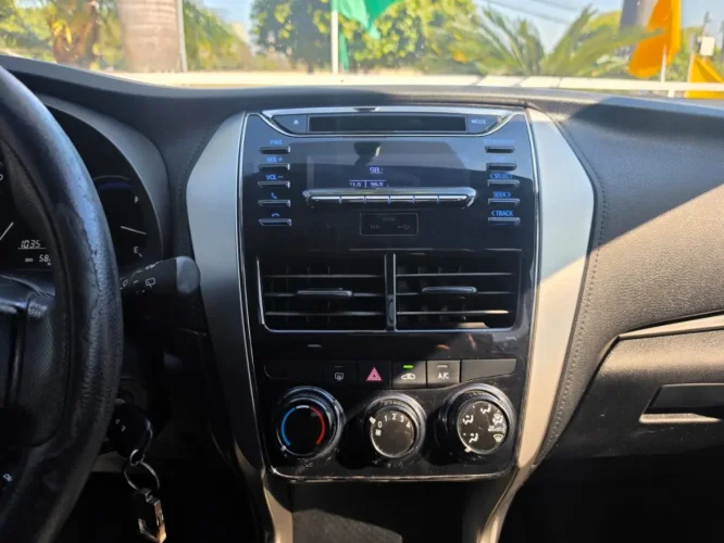 TOYOTA Yaris Hatch 1.3 16V 4P FLEX XL, Foto 11