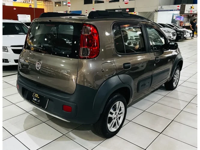 FIAT Uno 1.0 4P FLEX WAY CELEBRATION, Foto 4