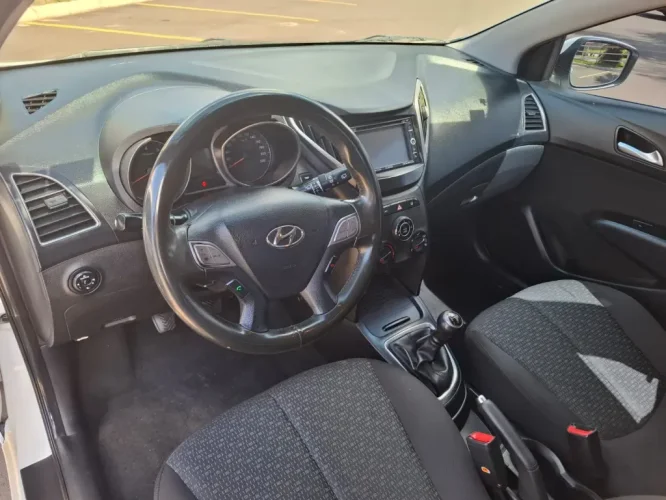 HYUNDAI HB 20 Hatch 1.0 12V 4P FLEX COMFORT PLUS, Foto 2