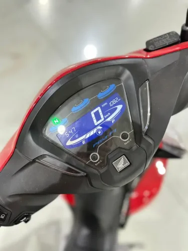 HONDA Biz 125 EX, Foto 5