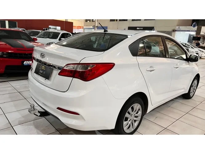 HYUNDAI HB 20 Sedan 1.0 12V 4P FLEX COMFORT PLUS, Foto 4