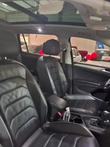 VOLKSWAGEN Tiguan 1.4 250 TSI TOTAL FLEX ALLSPACE COMFORTLINE TURBO AUTOM�TICO TIPTRONIC, Foto 6