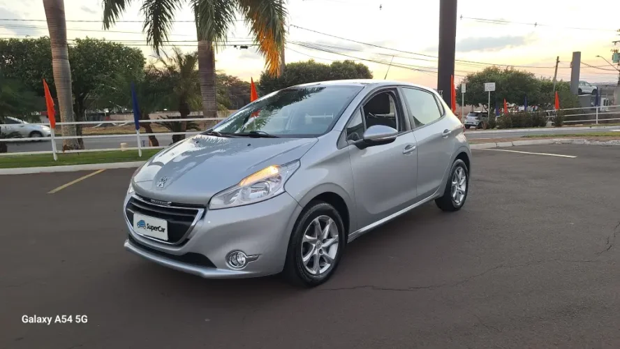 PEUGEOT 208 1.2 12V 4P ALLURE FLEX, Foto 1