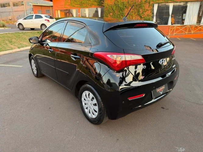 HYUNDAI HB 20 Hatch 1.6 16V 4P COMFORT FLEX AUTOM�TICO, Foto 9