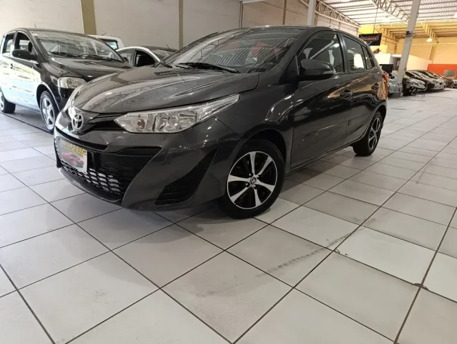 TOYOTA Yaris Hatch 1.5 16V 4P FLEX XL PLUS CONNECT MULTIDRIVE AUTOM�TICO CVT, Foto 4