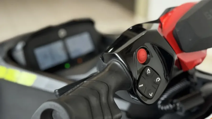 SEA DOO RXT X 325, Foto 8