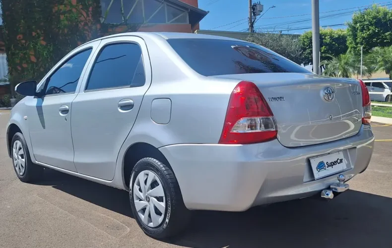 TOYOTA Etios Sedan 1.5 16V 4P FLEX X, Foto 6