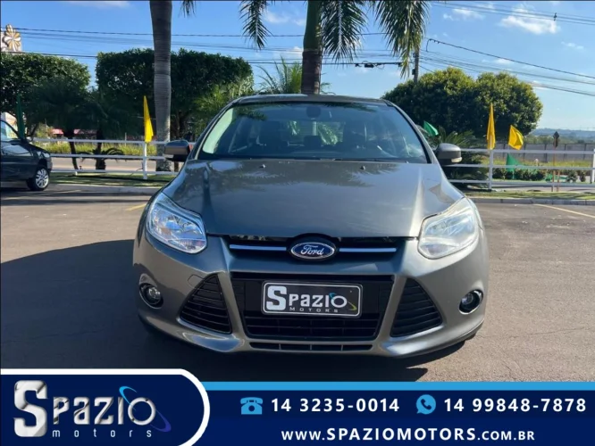 FORD Focus Hatch 2.0 16V 4P TITANIUM PLUS FLEX, Foto 2