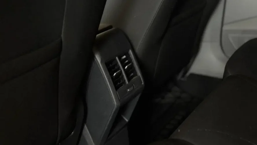 VOLKSWAGEN Polo Hatch 1.0 12V 4P 200 TSI  COMFORTLINE AUTOM�TICO, Foto 9