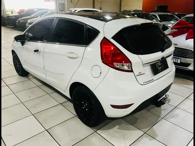 FORD Fiesta Hatch 1.6 4P TITANIUM FLEX AUTOM�TICO, Foto 3