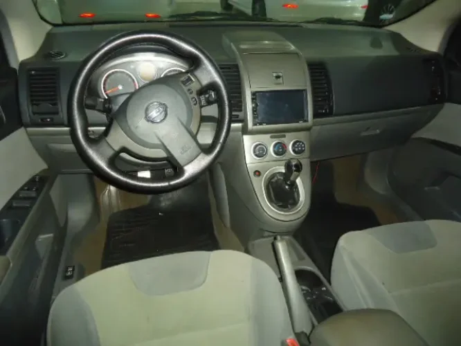 NISSAN Sentra 2.0 16V 4P FLEX, Foto 4
