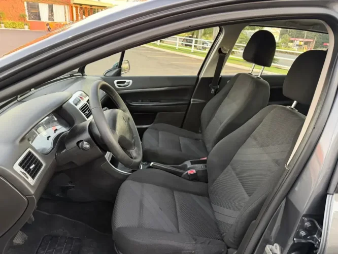 PEUGEOT 307 Hatch 1.6 16V 4P PRESENCE PACK, Foto 7