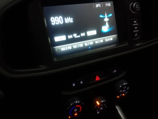 CHEVROLET Onix Hatch 1.4 4P FLEX LT, Foto 14