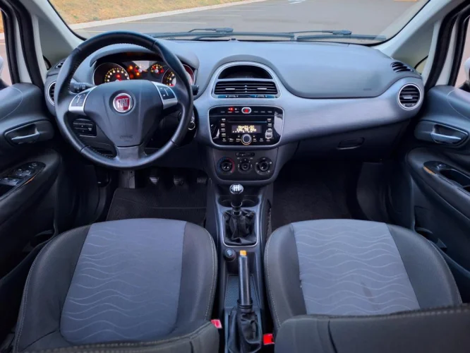 FIAT Punto 1.4 4P FLEX ATTRACTIVE ITALIA, Foto 7