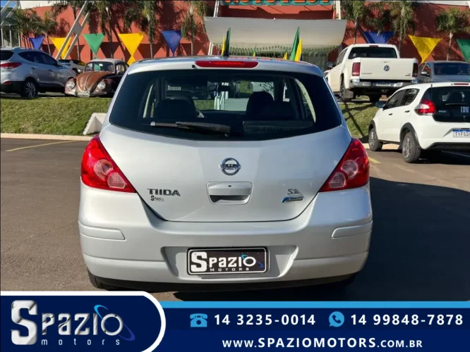 NISSAN Tiida Hatch 1.8 16V 4P SL FLEX AUTOM�TICO, Foto 5