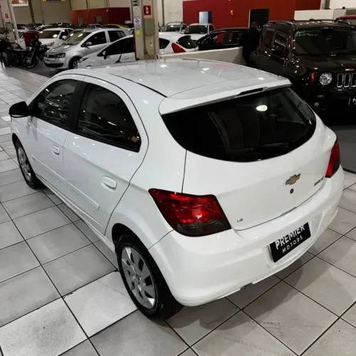 CHEVROLET Onix Hatch 1.4 4P FLEX LT, Foto 7