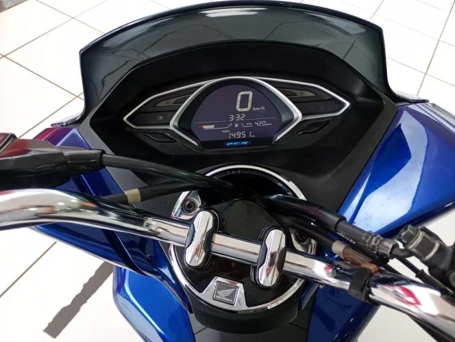 HONDA PCX 150 DLX, Foto 3